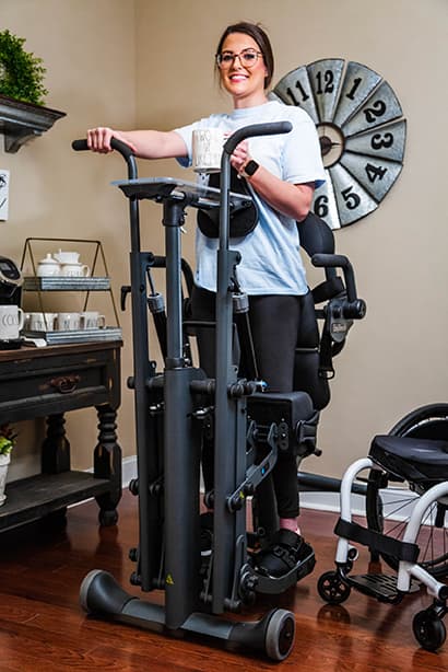 El testimonio de Ally - Bipedestador Glider de EasyStand