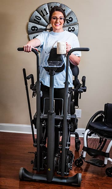 El testimonio de Ally - Bipedestador Glider de EasyStand